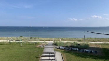 Traumhafter Panoramablick zur Ostsee (129079091)